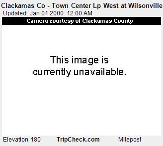 Traffic Cam Clackamas Co - Town Center Lp West at Wilsonville Rd.